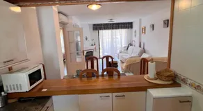 Beautiful 2 beds-near coast with pool & balcony - Image 5