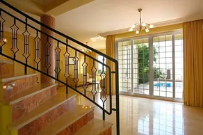 Goldcity Hotel - Image 2