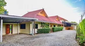 Serenity1 Homestay - Image 4