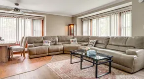 2 Mi to Heritage Park! Pet-Friendly Retreat - Image 3