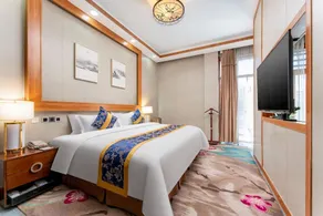 Ruoyu Resort Hotel (Tai'an Old Street Aegean Shopping Park) - Image 5