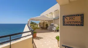 Apartment with Swimming-pool - Image 3
