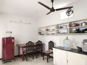 Lovely flat with ac bedroom and attached bathroom - Image 5