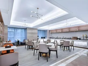 Kyriad Marvelous Hotel Duyun Center Wanda Plaza - Image 3