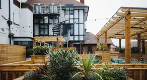 The Dukeries Lodge, Edwinstowe, Nottinghamshire - Image 4