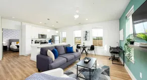 Refined Living in a Vibrant Locale Dream Stay - Image 2