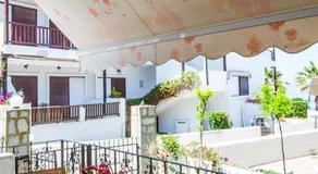 Beachfront deluxe apt. - Image 4