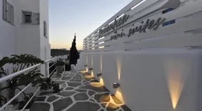 Romantica Suites - Image 2