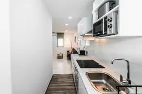 Encantador apartamento en Barajas by beBalmy - Image 3