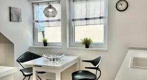 Erholsame City-Erdgeschosswohnung mit Veranda, Grill und Parkplatz D46EG - Image 4