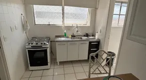 Apartamento no centro com ar-condicionado - Image 3