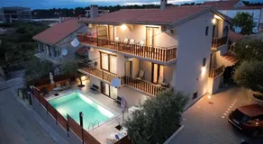 Pool Apartments Julia - Image 3