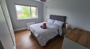 Home Away from Home in Waterford 4 bed rooms - Image 2