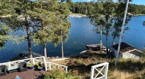 Hytte ved søen med panoramaudsigt - Image 3