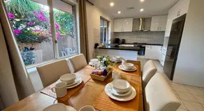 Quiet Leafy Retreat - Close to Perth CBD - Image 2