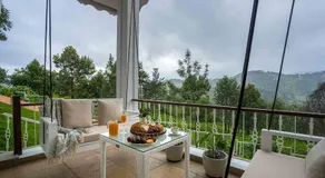 LohonoStays Villa Lansdowne - Image 3