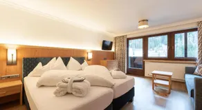 Heart Hotel Arlberg - Image 2