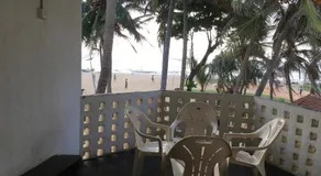Dephani Beach Hotel - Image 4