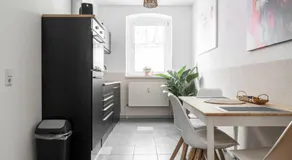 SchaeBu! 12 Ferienwohnung im Herzen von Cottbus - Image 3