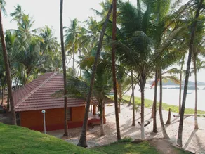 Chera Rock Beach House - Image 2