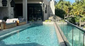 Lake's Front Suite Hotel - Image 2