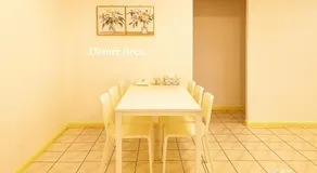 Canal View Holiday-2 Rooms-max 6-120m2 -Host Shared Laundry-No Tax Invoice - Image 4