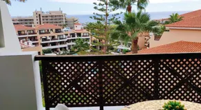 Lovely apartment top views, heated pool, great location - Image 3