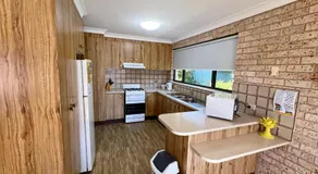 Beach Shack SWR - Bring your own linen - Image 3