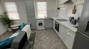 4 Mellors Court - Image 3