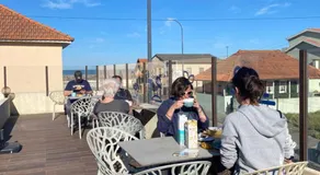 Behappy Lodge & Rooftop - Image 4