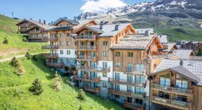 Residence Hameau de Clotaire Alpe d'Huez - by EMERALD STAY - Image 5