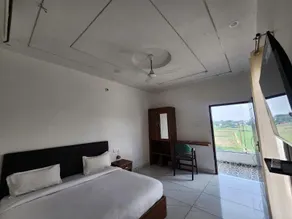 KK HoTEL - Image 2
