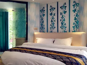 Longxiang Hotel - Image 3