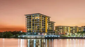Penthouse-level Waterfront Apartment - Image 2