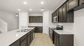 Cozy 6 Bedroom Near UNT & Medical City - Image 3