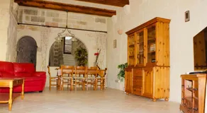 400 year old converted farmhouse with private pool - Image 5