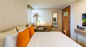 Hotel Color - Image 2