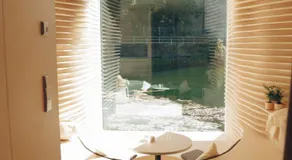 Floater - Image 5