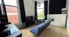 Rotterdam Inn - Image 2