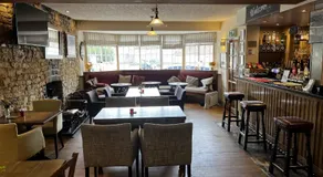 Crown & Anchor - Image 3