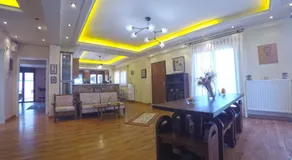 Luxury Villa with Private Pool - Image 3