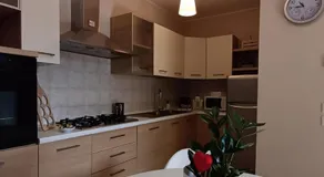 Gelsy House - Image 2