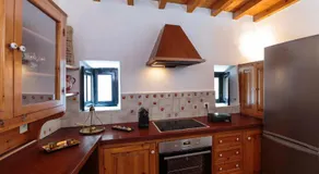 Belvedere Medieval Villa - Image 3