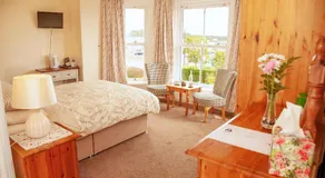 Burford Lodge Guest House - Image 2