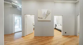 HOME1 - Florentin Boutique Hostel - Image 2