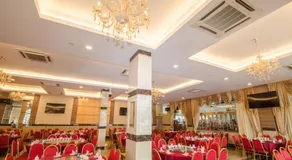 Grand Wonderful Hotel - Image 2