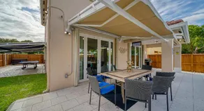 Casa grande con piscina-Palmetto Eliptic Miami- - Image 3