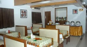 Hotel Happiness - Image 4