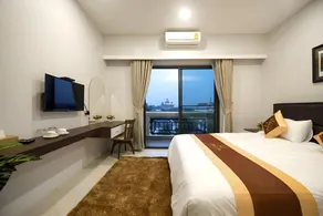 Urbanite Hotel - Image 2