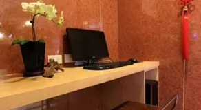 Red Cabin Inn - Image 5